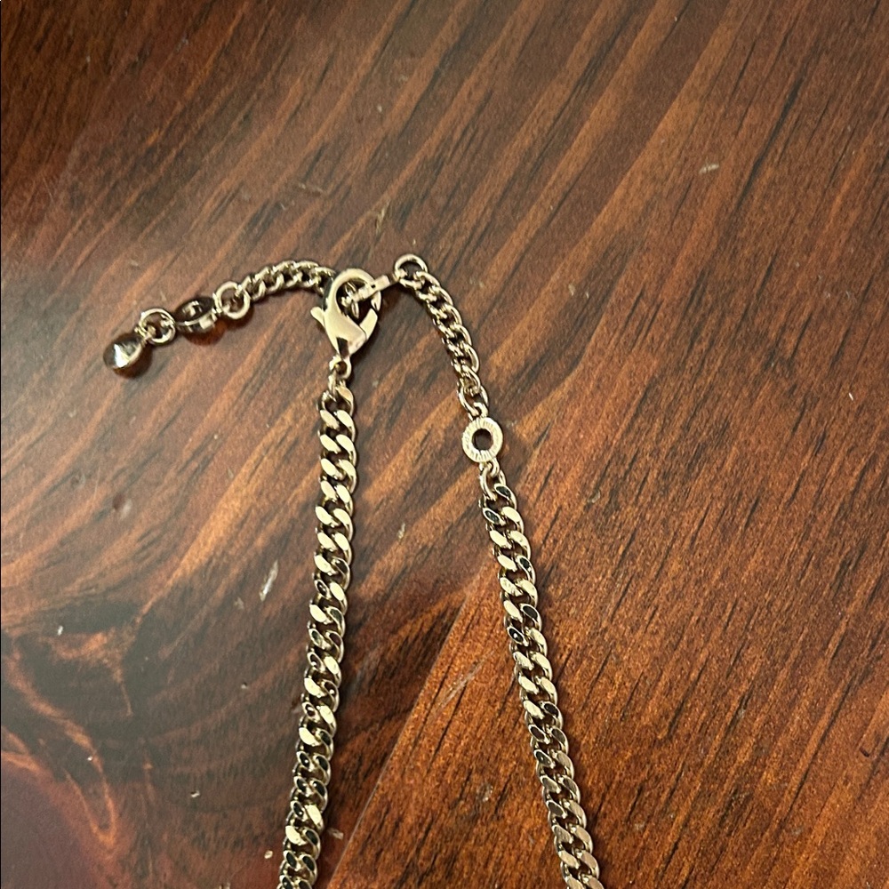 NEW Gold tone Bib Fan Necklace - Picture 4 of 11